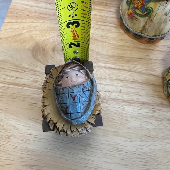 VTG 2006 Blessed be the Name Jesus Wood Carve Look Resin Nativity Set - 9 PC. - Picture 15 of 16